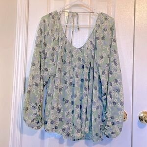 Green Floral Peasant Blouse with Ruffle sleeve, tie back Size XXL